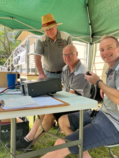 happy smiling faces getting some good QSO's